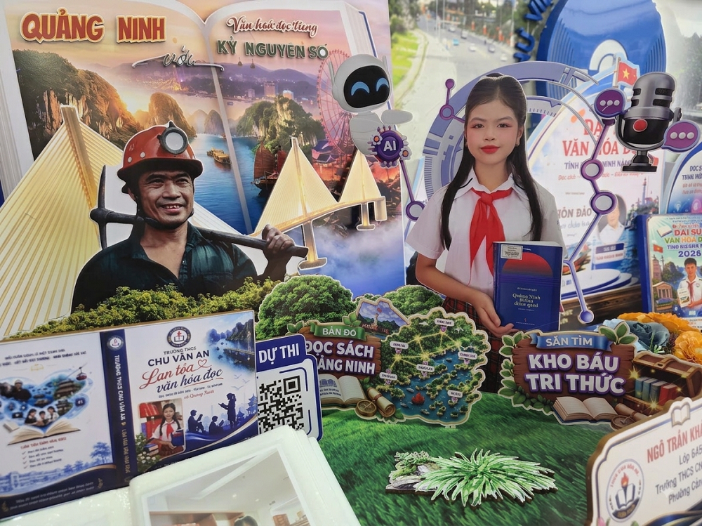 khong-gian-trung-bay-2-1786721272 khong-gian-trung-bay-2-1786721272.png